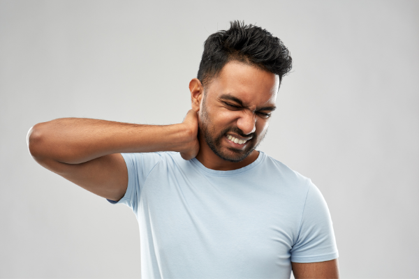 Men with Neck pain at IMC Physical Therapy DHA Lahore